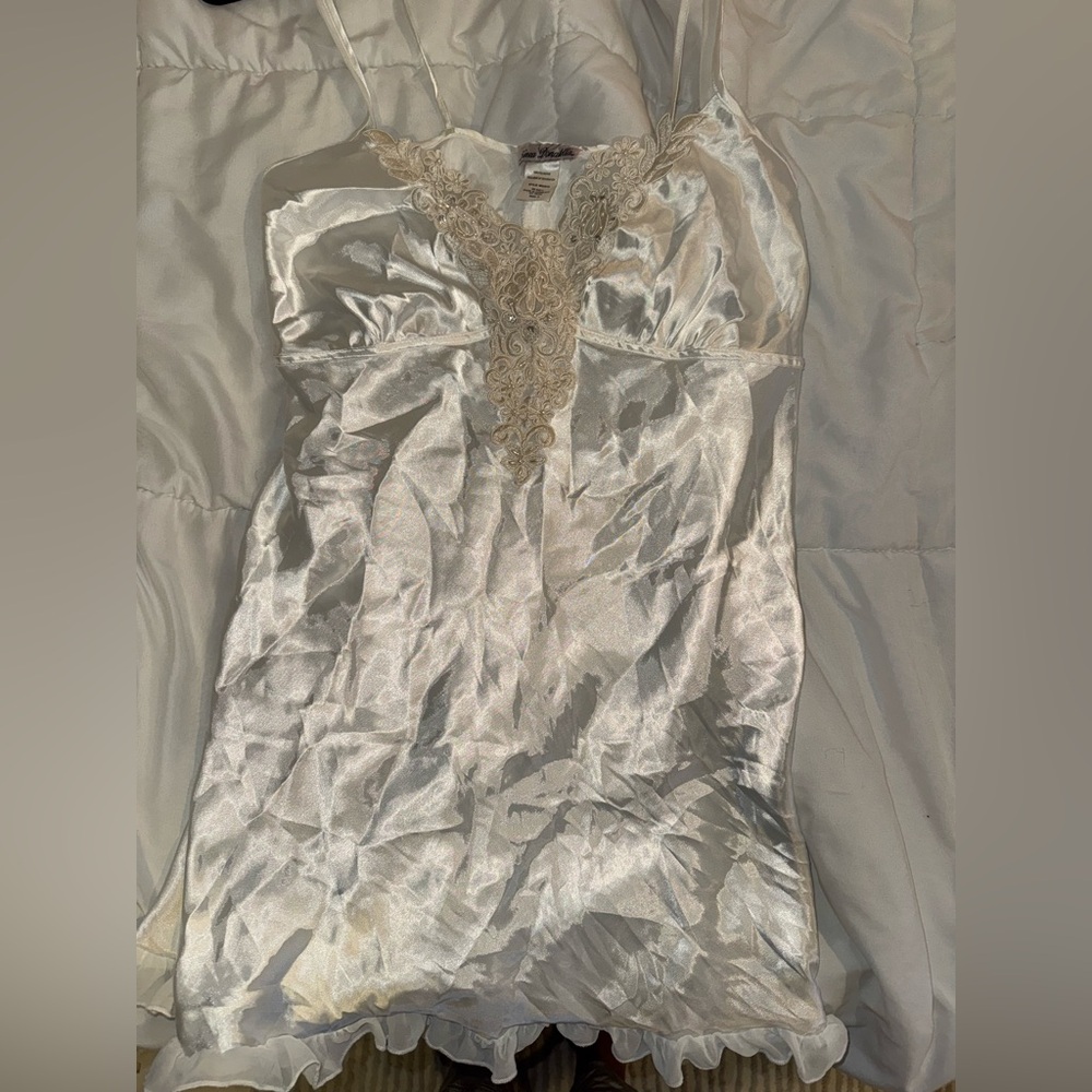 Linea Donatella Ivory Satin Chemise